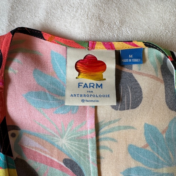 Discontinued FARM for Anthropologie Farm Rio Rainforest Wrap Blouse Toucans - Picture 7 of 12